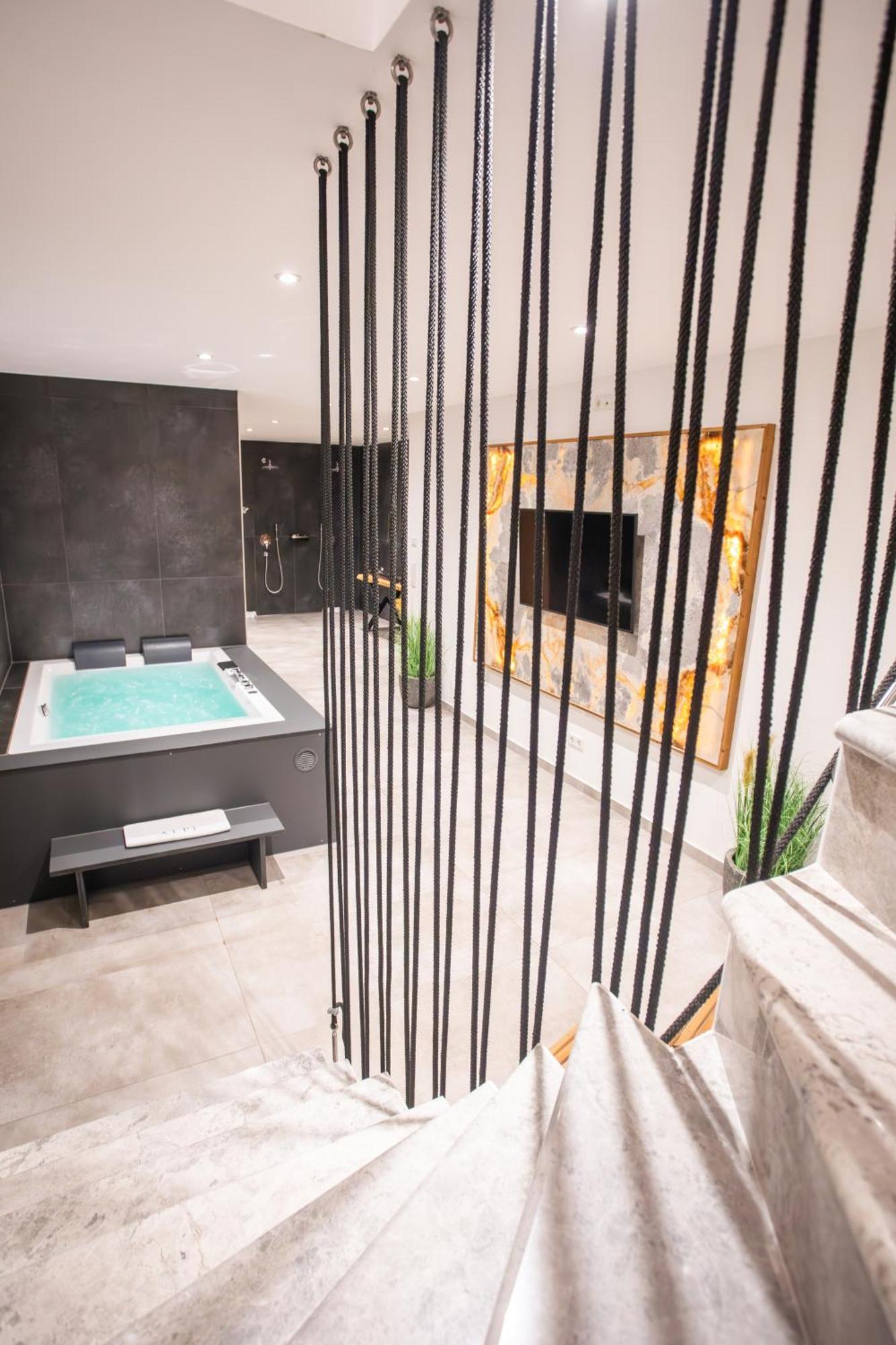 Private Spa & Garden Alpi Garmisch-Partenkirchen Bagian luar foto