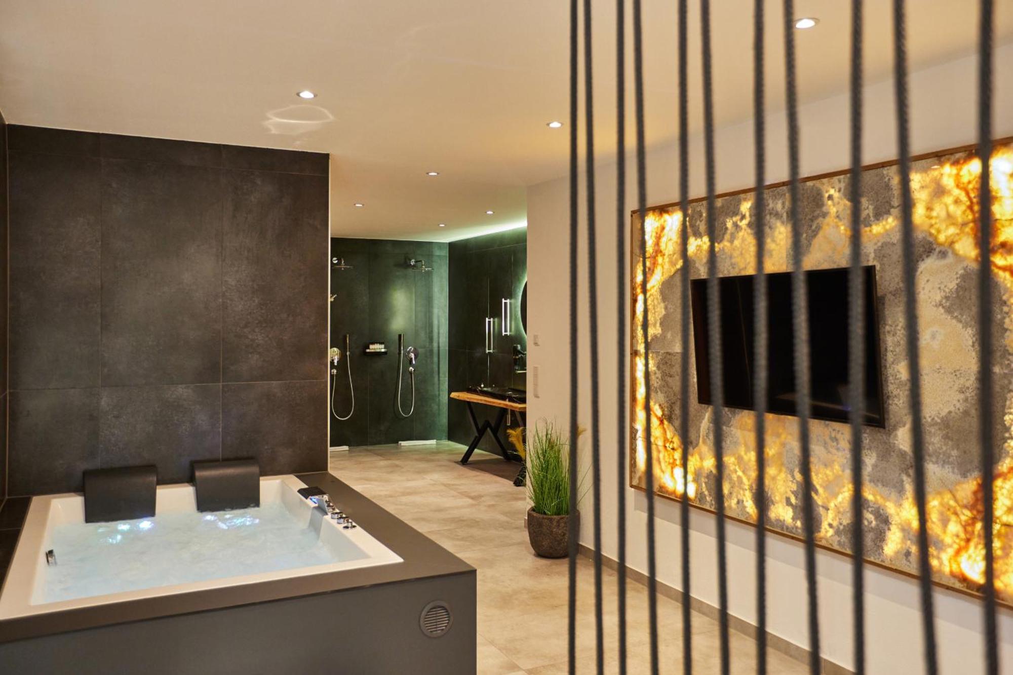 Private Spa & Garden Alpi Garmisch-Partenkirchen Bagian luar foto