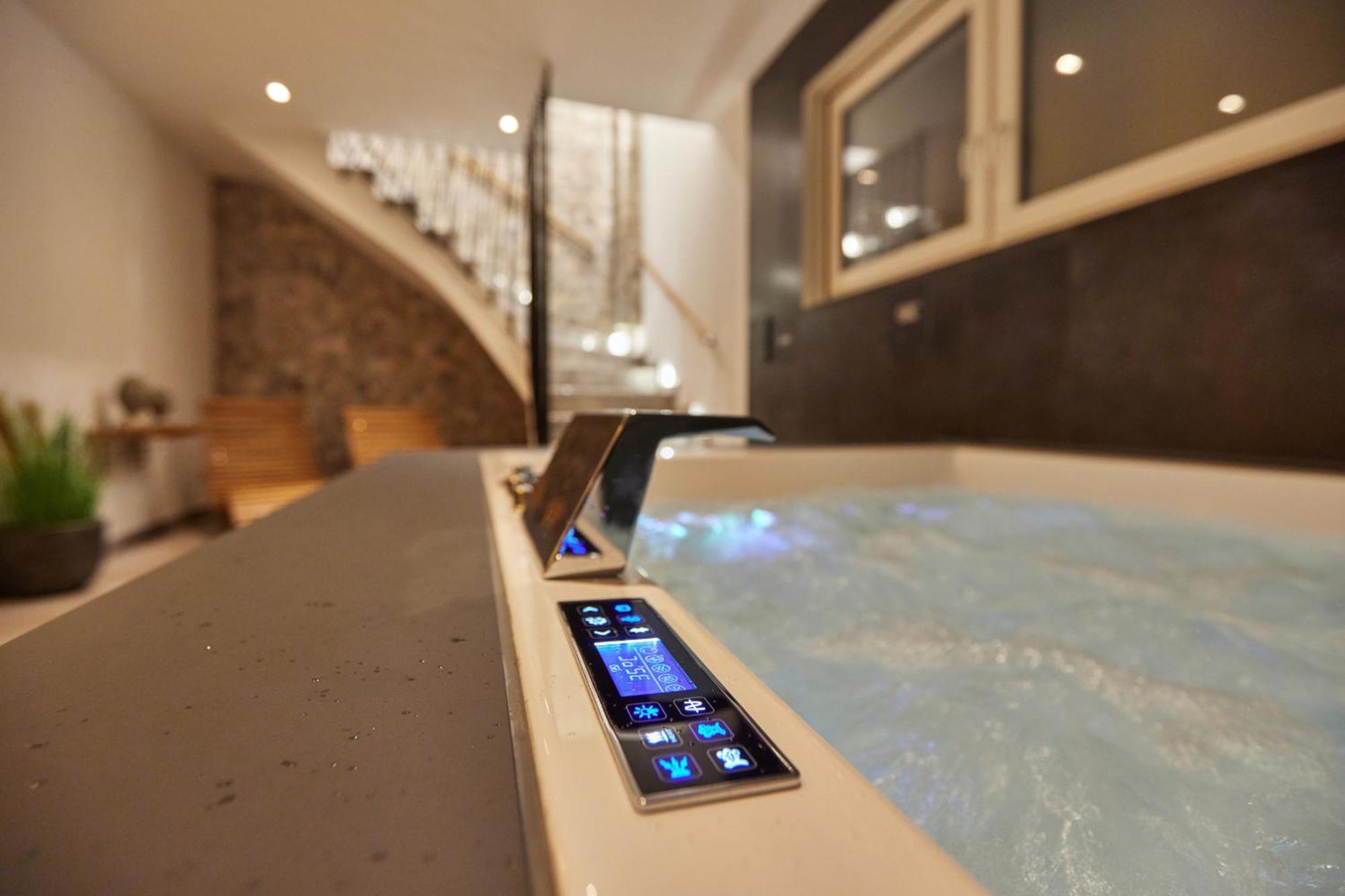 Private Spa & Garden Alpi Garmisch-Partenkirchen Bagian luar foto